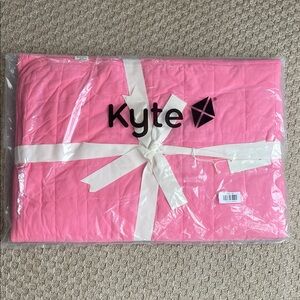 NWT Kyte Pink Quilted Blanket
